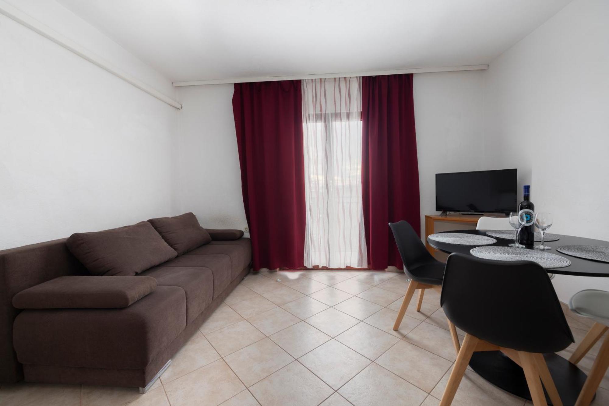 Apartments Family Roso Promajna Ngoại thất bức ảnh